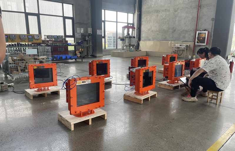 多臺防爆電腦一體機進入調(diào)試完畢，即將在煤礦生產(chǎn)中發(fā)揮大作用！